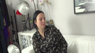 The black queen of masturbation pleases a strong dick with a stout blowjob